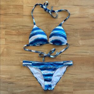 Primark Blue Wave Print Bikini Set Size 6 – Padded Triangle Top